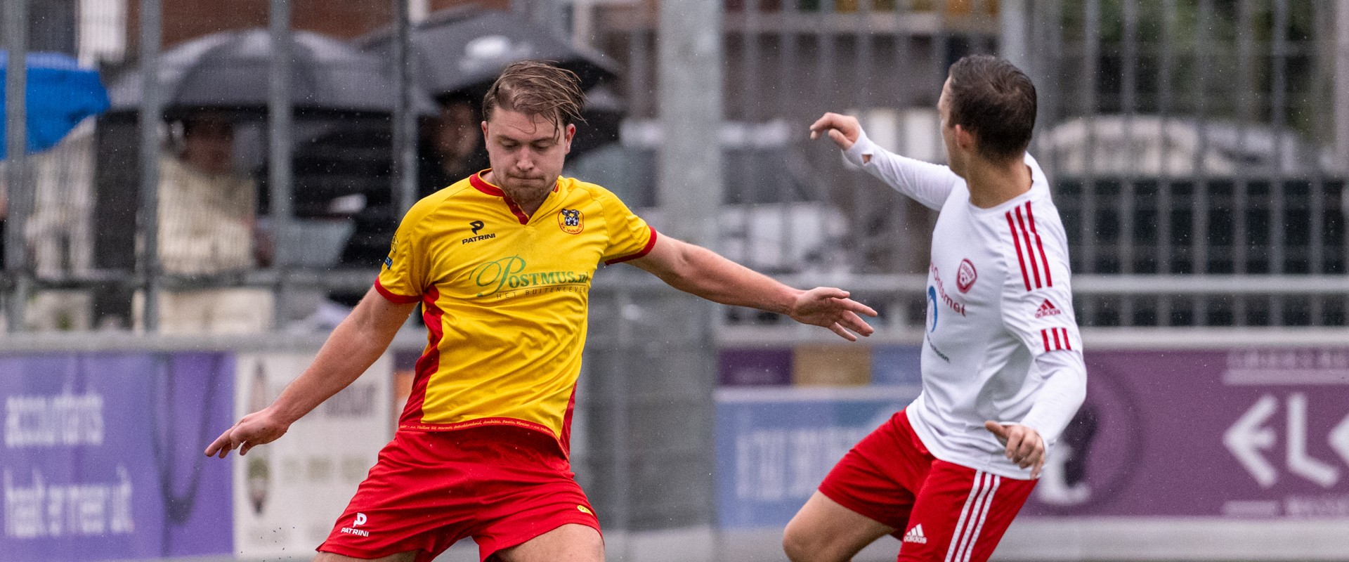 Het tweede elftal van Valken '68 in actie